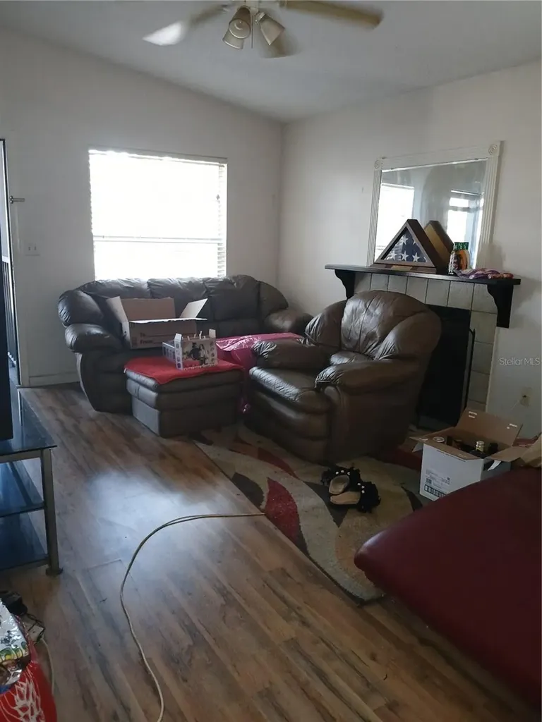 4031 Tumble Wood Trail Tampa FL 33613