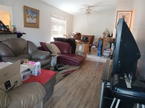 4031 Tumble Wood Trail Tampa FL 33613