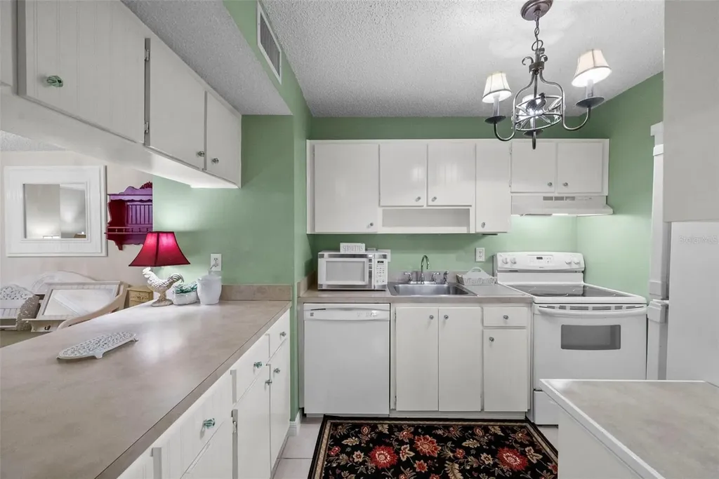 3277 Fox Chase Circle N Palm Harbor FL 34683