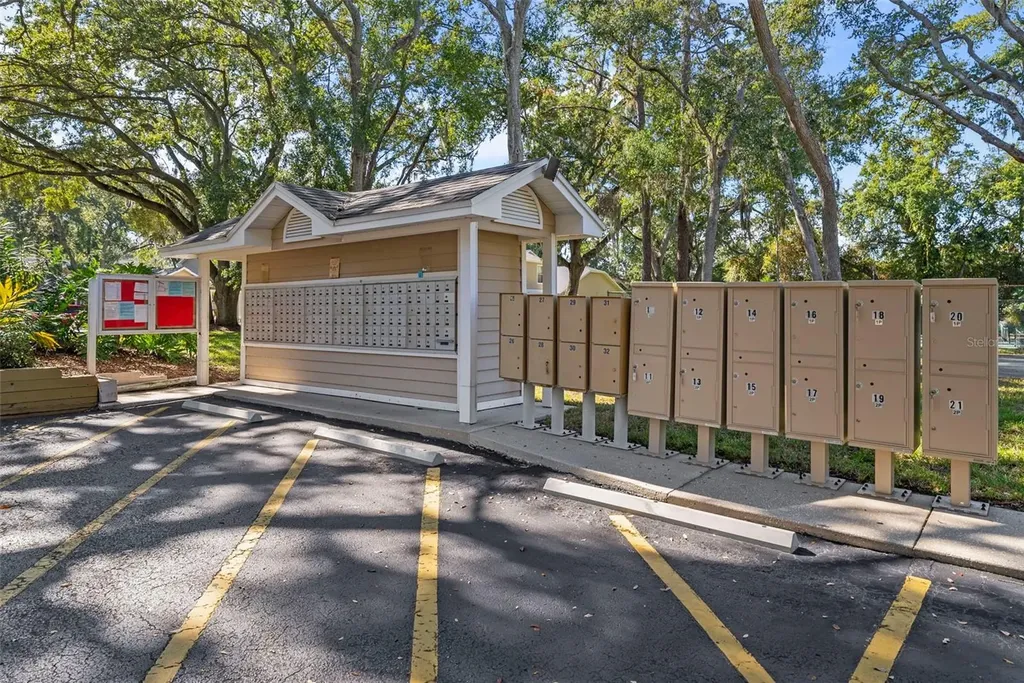 3277 Fox Chase Circle N Palm Harbor FL 34683