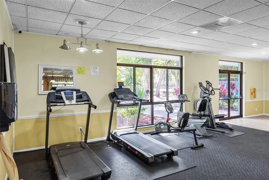 3277 Fox Chase Circle N Palm Harbor FL 34683
