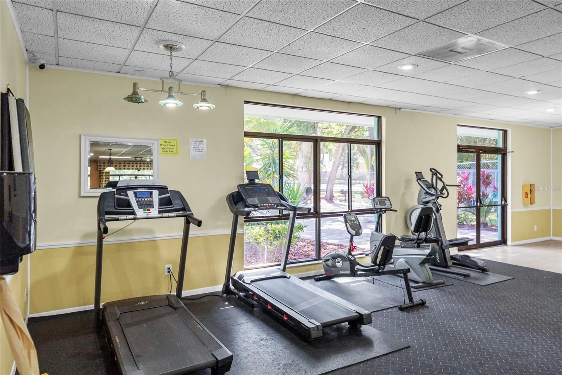 3277 Fox Chase Circle N Palm Harbor FL 34683