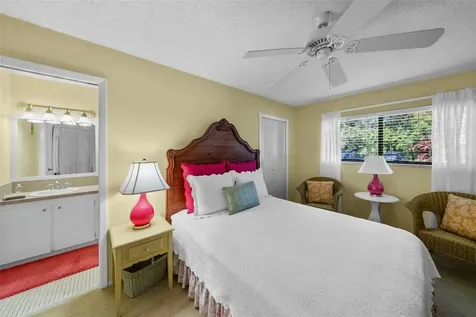 3277 Fox Chase Circle N Palm Harbor FL 34683