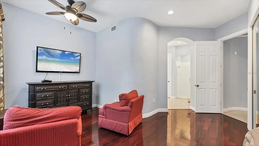 5523 46th Court W Bradenton FL 34210