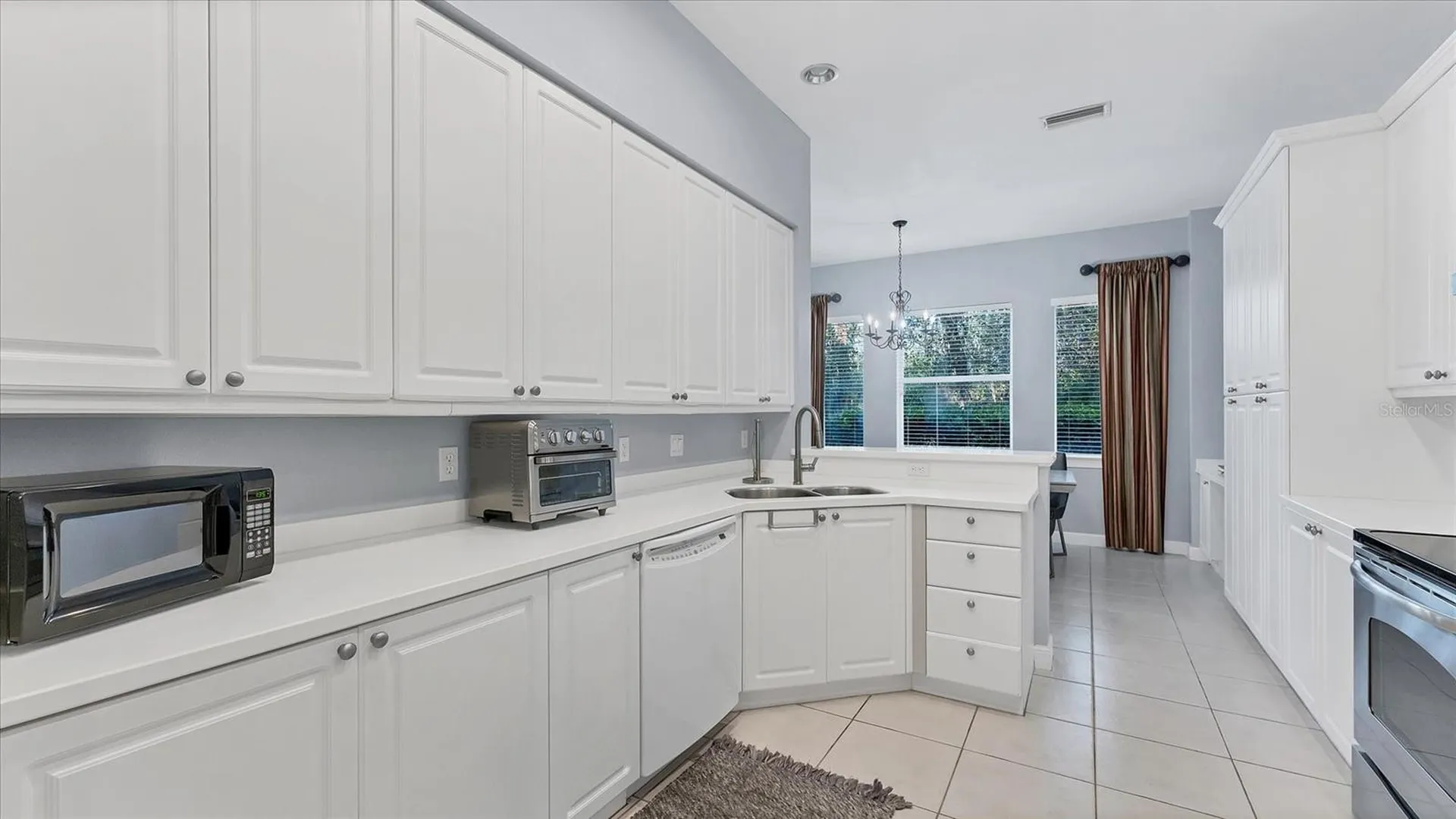 5523 46th Court W Bradenton FL 34210