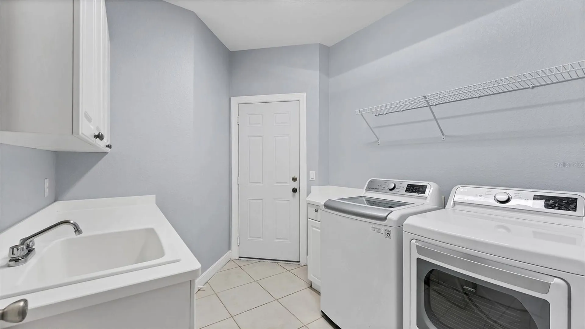5523 46th Court W Bradenton FL 34210