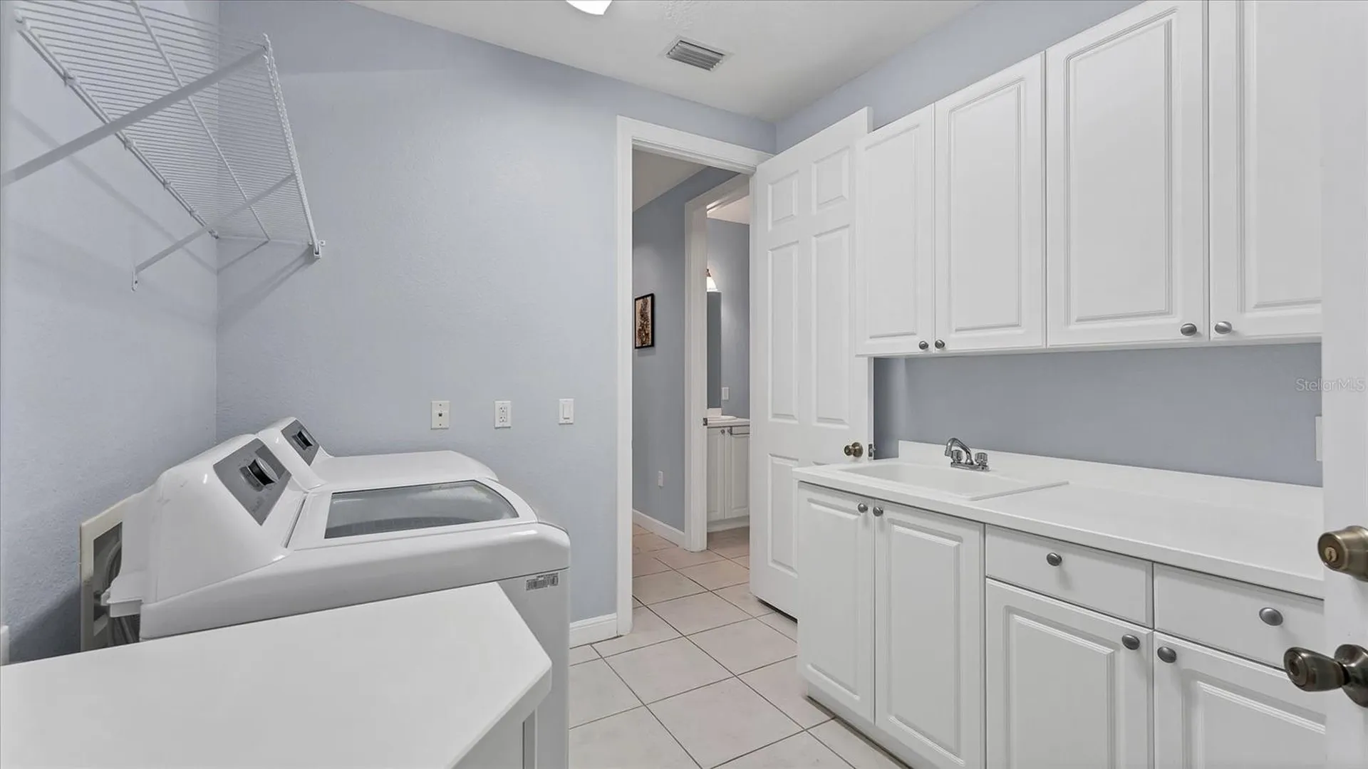 5523 46th Court W Bradenton FL 34210