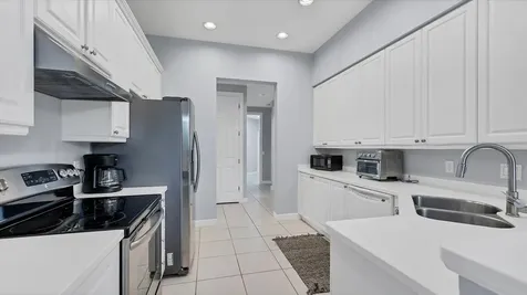 5523 46th Court W Bradenton FL 34210