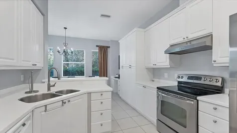 5523 46th Court W Bradenton FL 34210