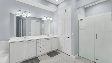 5523 46th Court W Bradenton FL 34210
