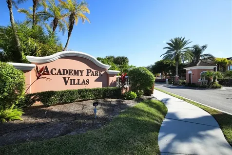 5523 46th Court W Bradenton FL 34210