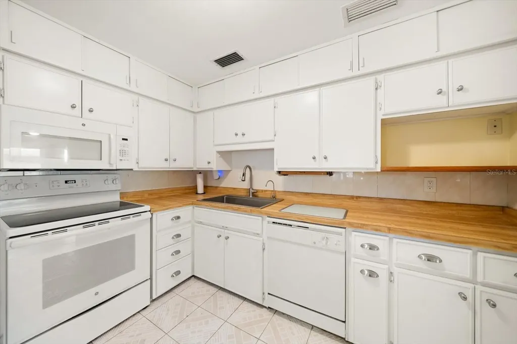 550 3rd Street SW Largo FL 33770