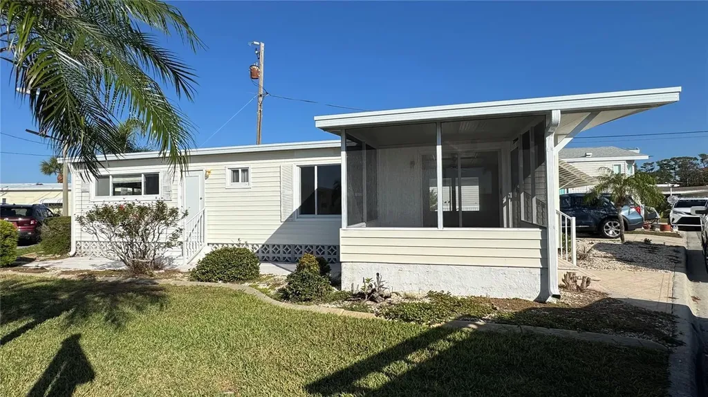 61 5th Avenue Venice FL 34285