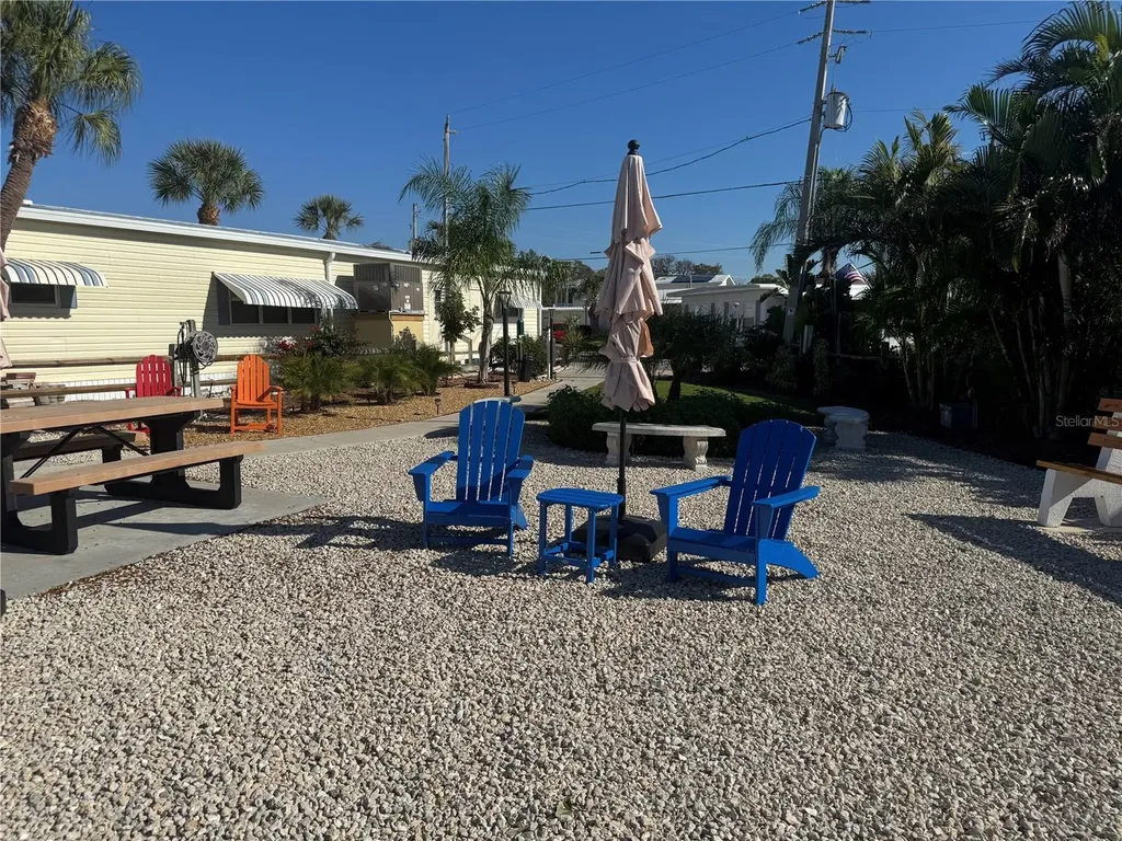 61 5th Avenue Venice FL 34285