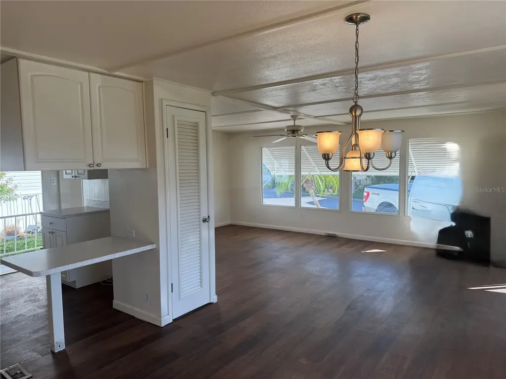 61 5th Avenue Venice FL 34285
