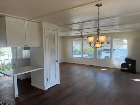 61 5th Avenue Venice FL 34285