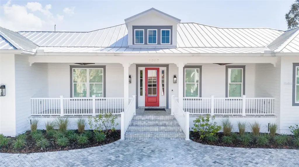 4202 W Woodmere Road Tampa FL 33609