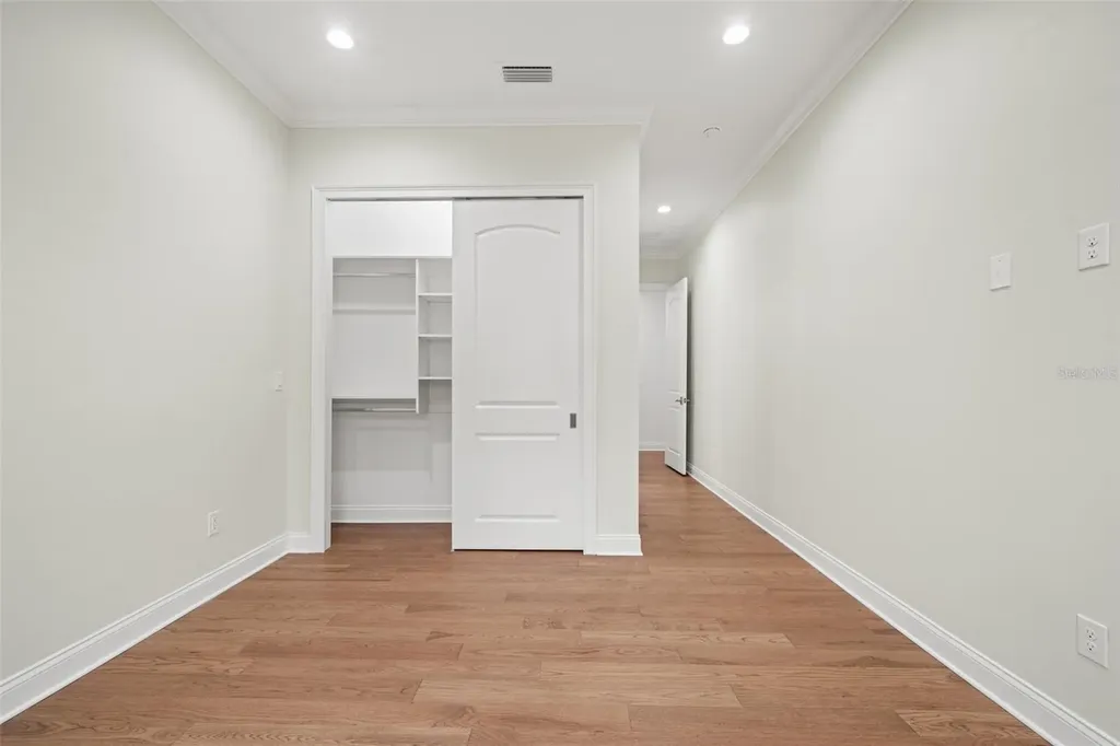 4202 W Woodmere Road Tampa FL 33609