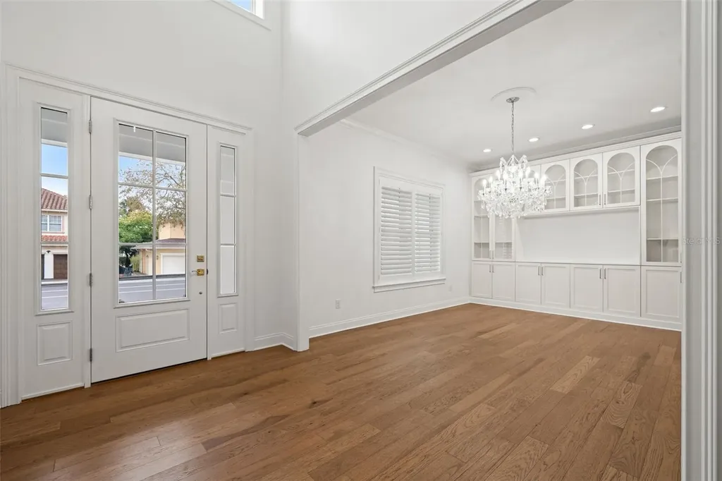 4202 W Woodmere Road Tampa FL 33609