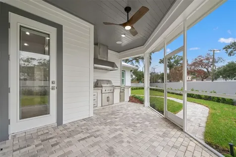 4202 W Woodmere Road Tampa FL 33609