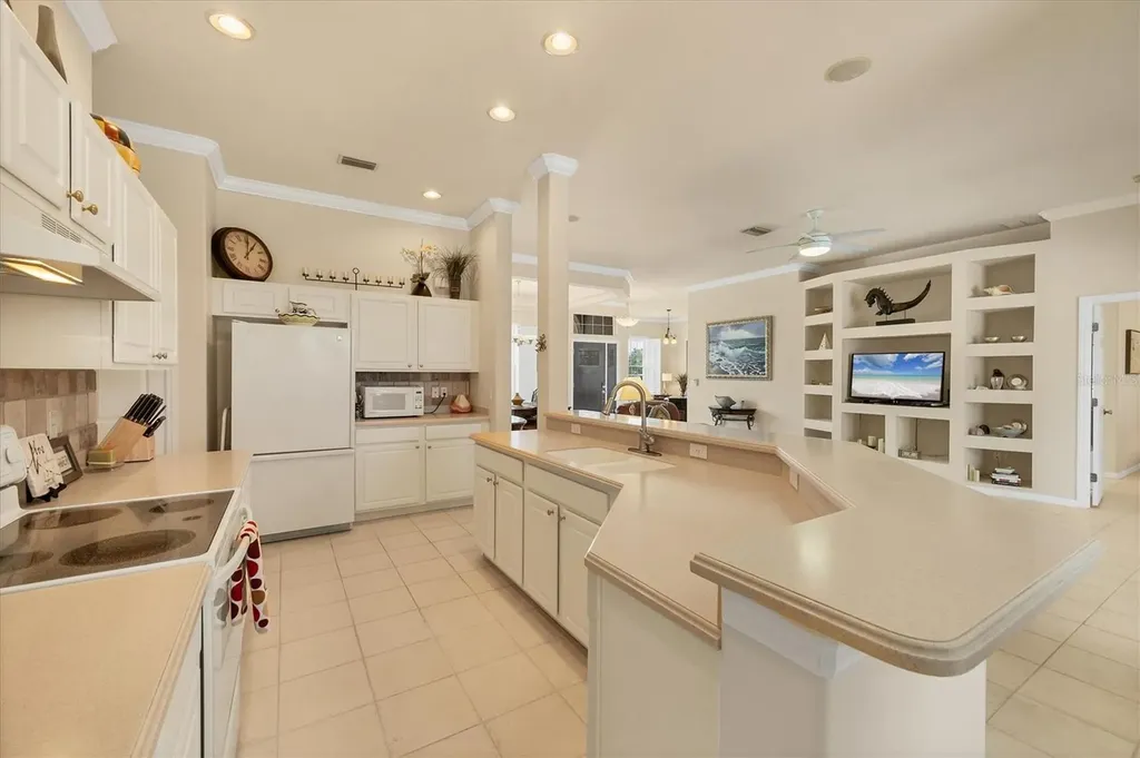 5171 55th Street Circle W Bradenton FL 34210