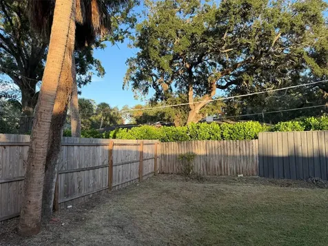 2604 S West Shore Boulevard Tampa FL 33629
