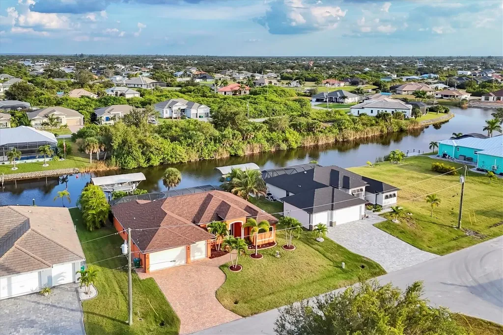 9244 Hialeah Terrace Port Charlotte FL 33981