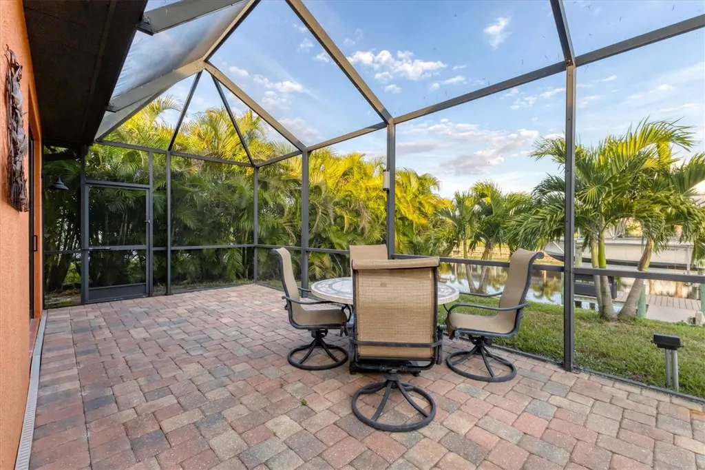 9244 Hialeah Terrace Port Charlotte FL 33981