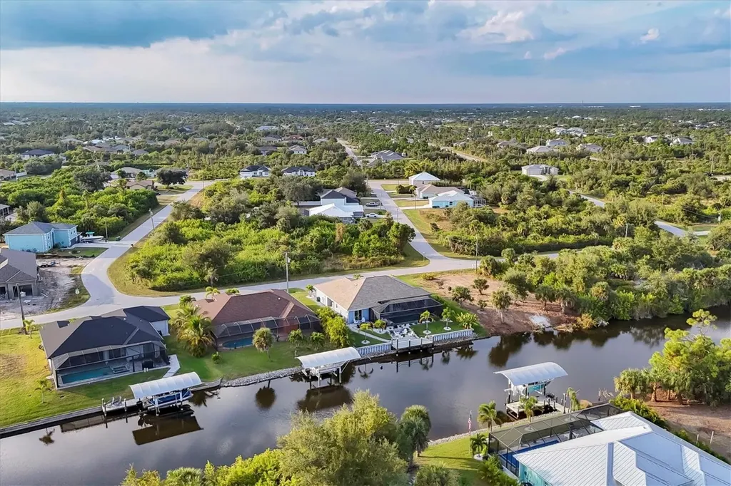 9244 Hialeah Terrace Port Charlotte FL 33981