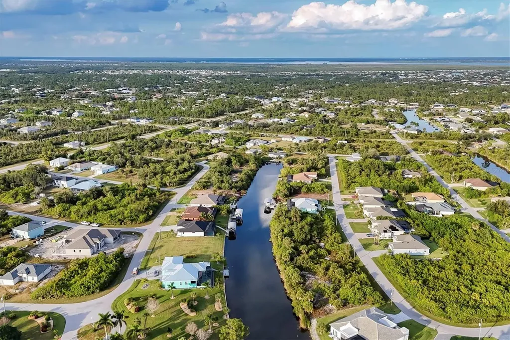 9244 Hialeah Terrace Port Charlotte FL 33981