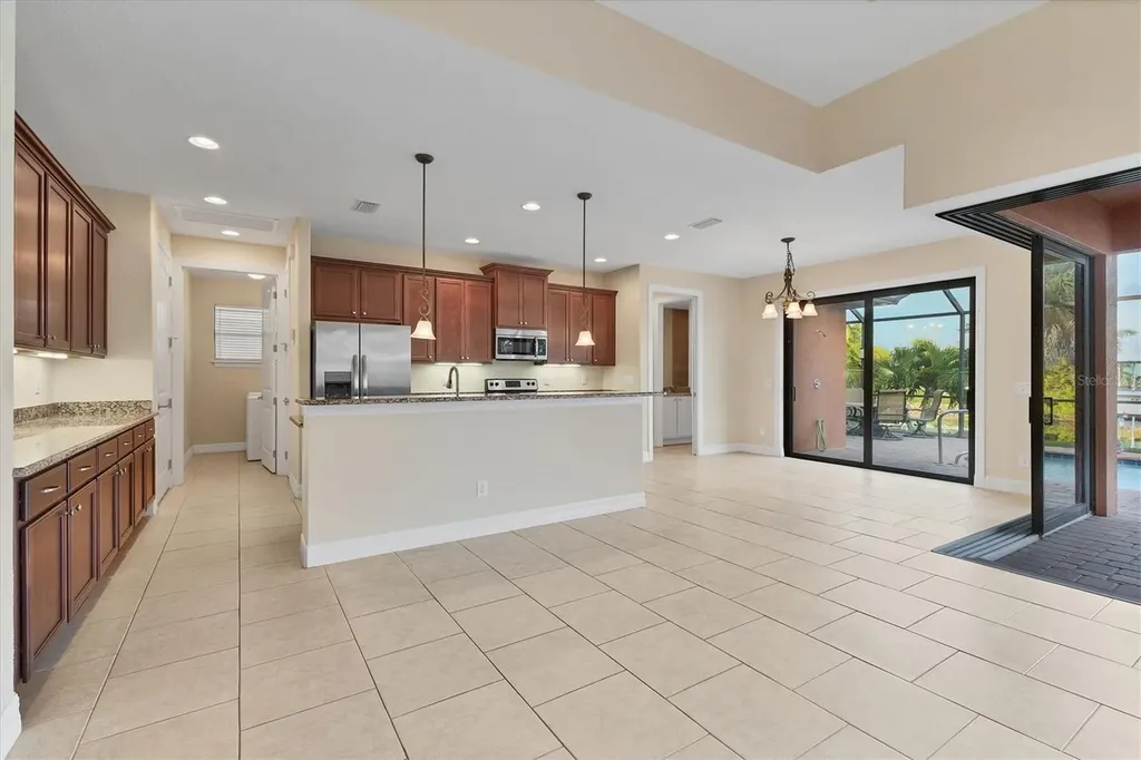 9244 Hialeah Terrace Port Charlotte FL 33981