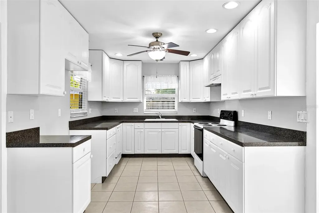 2412 Grove Street Sarasota FL 34239