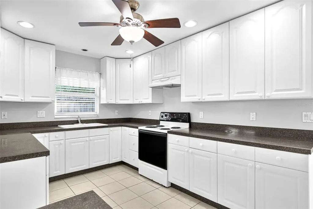 2412 Grove Street Sarasota FL 34239