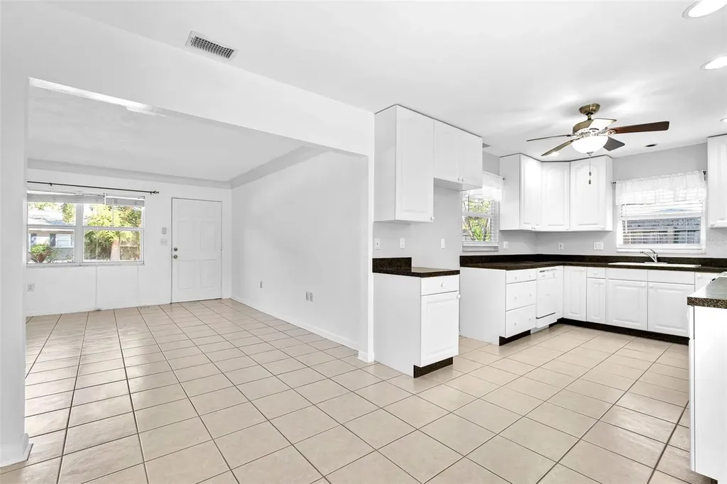 2412 Grove Street Sarasota FL 34239