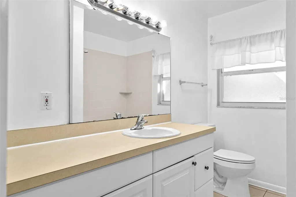 2412 Grove Street Sarasota FL 34239