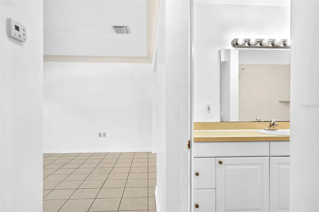 2412 Grove Street Sarasota FL 34239