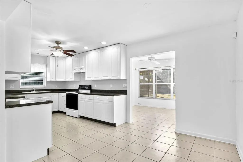 2412 Grove Street Sarasota FL 34239