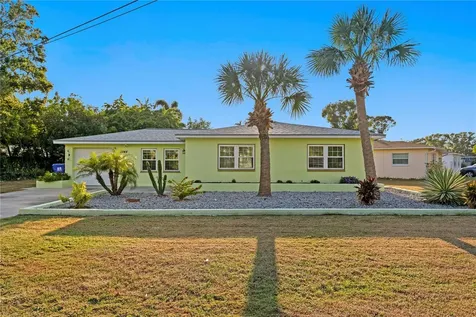 2444 35th Street N St Petersburg FL 33713