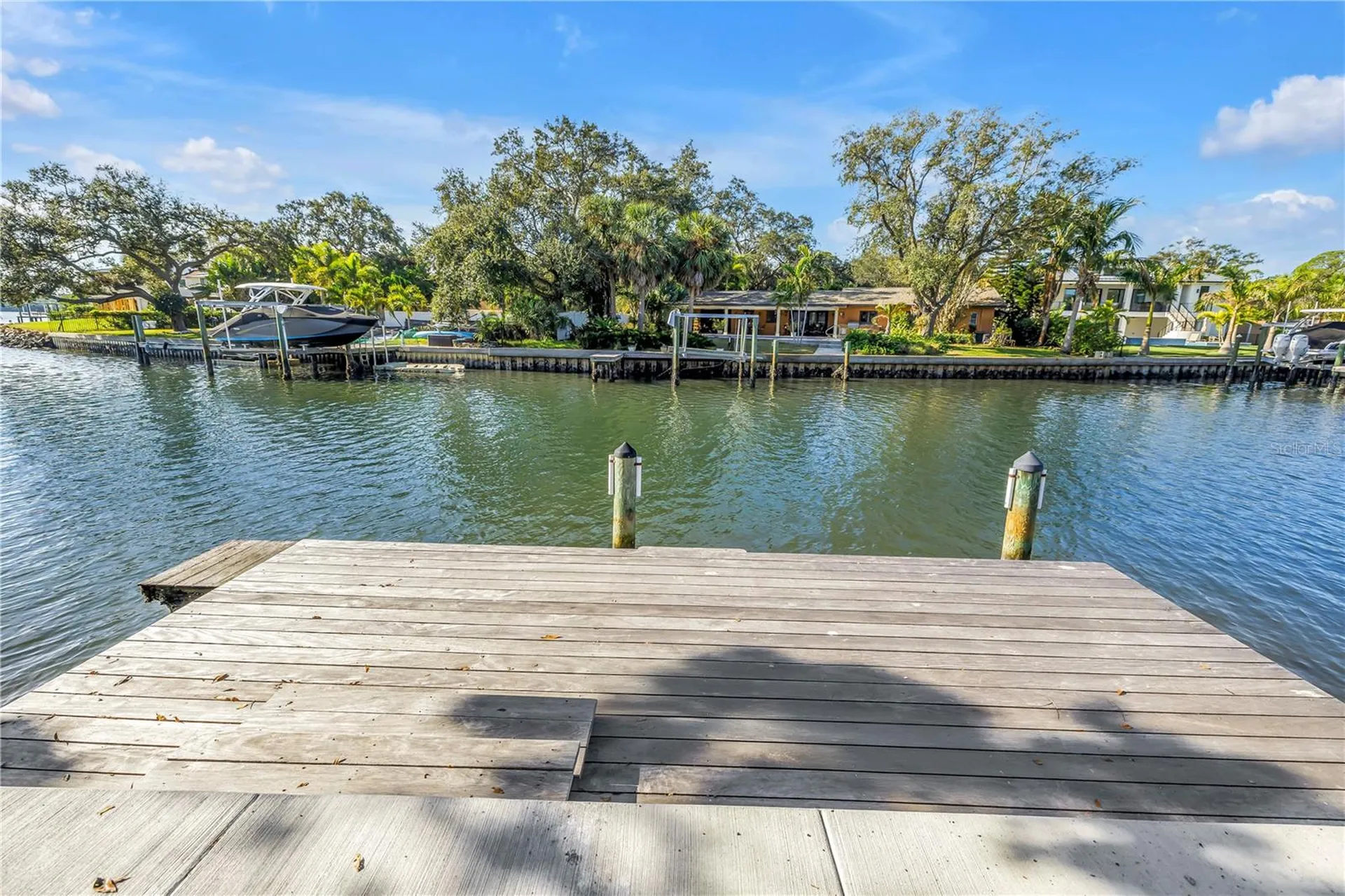4811 Paradise Way S St Petersburg FL 33705