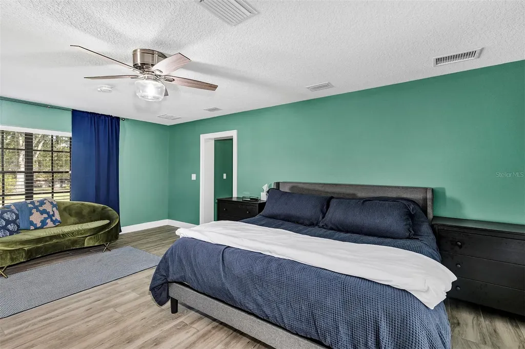 5520 NE 2nd Lane Ocala FL 34470