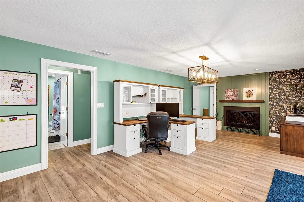 5520 NE 2nd Lane Ocala FL 34470