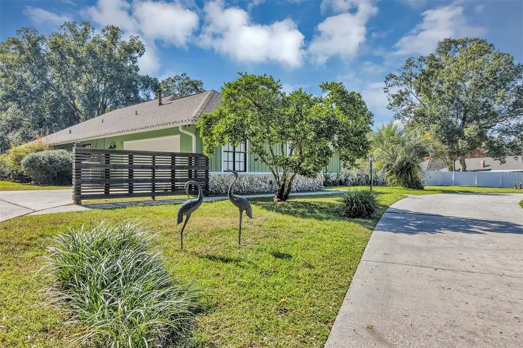 5520 NE 2nd Lane Ocala FL 34470