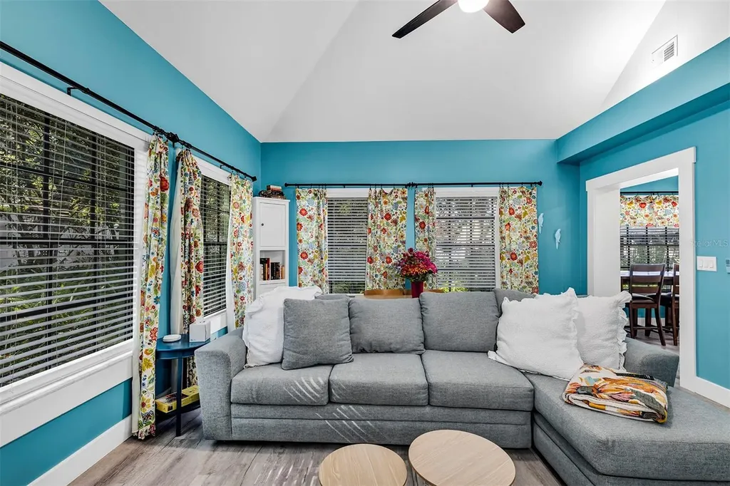 5520 NE 2nd Lane Ocala FL 34470