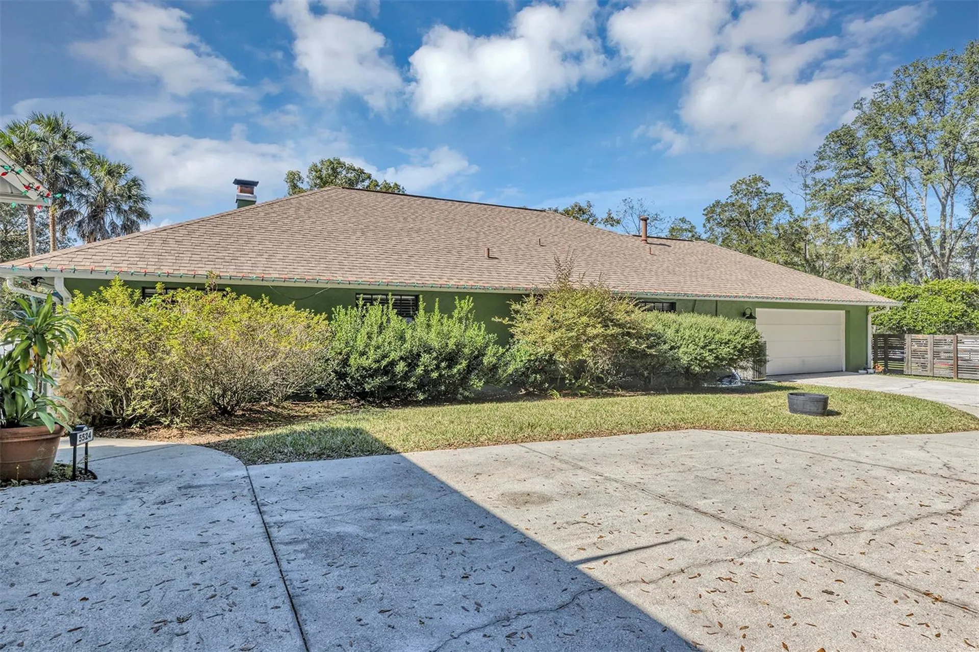 5520 NE 2nd Lane Ocala FL 34470