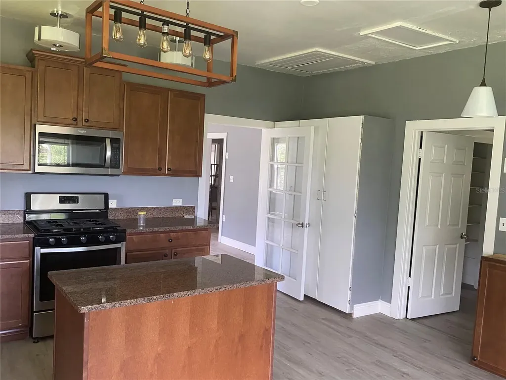 431 S Miami Street Lake Wales FL 33853