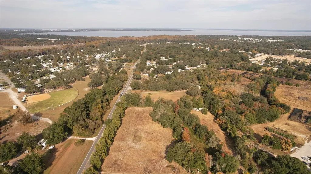 3845 N Quarters Road Okahumpka FL 34762