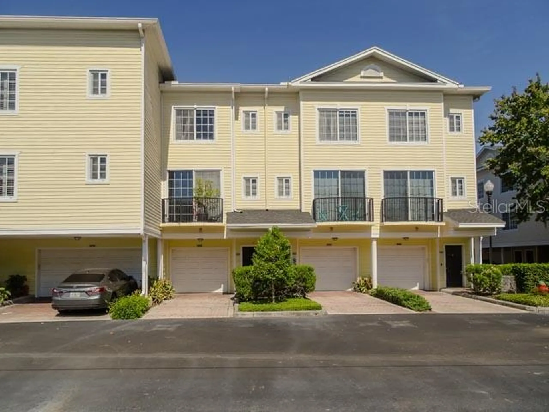 9729 Meadow Field Circle Tampa FL 33626