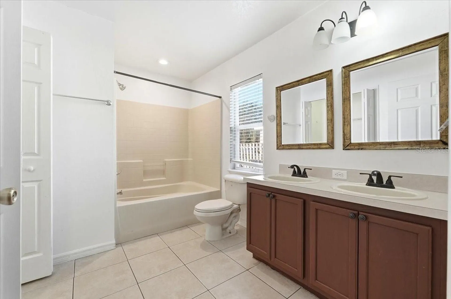 1158 Perpignan Court Kissimmee FL 34759