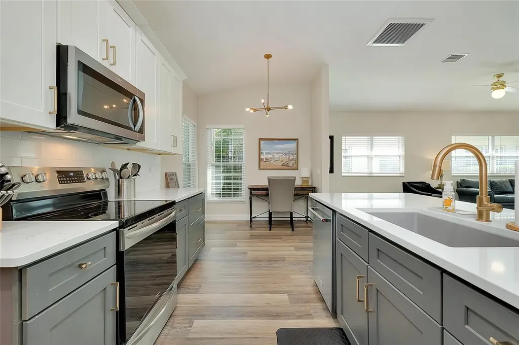 4470 Corso Venetia Boulevard Venice FL 34293