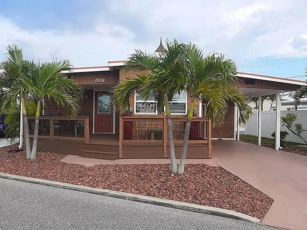 2216 Pennsylvania Avenue Bradenton FL 34207